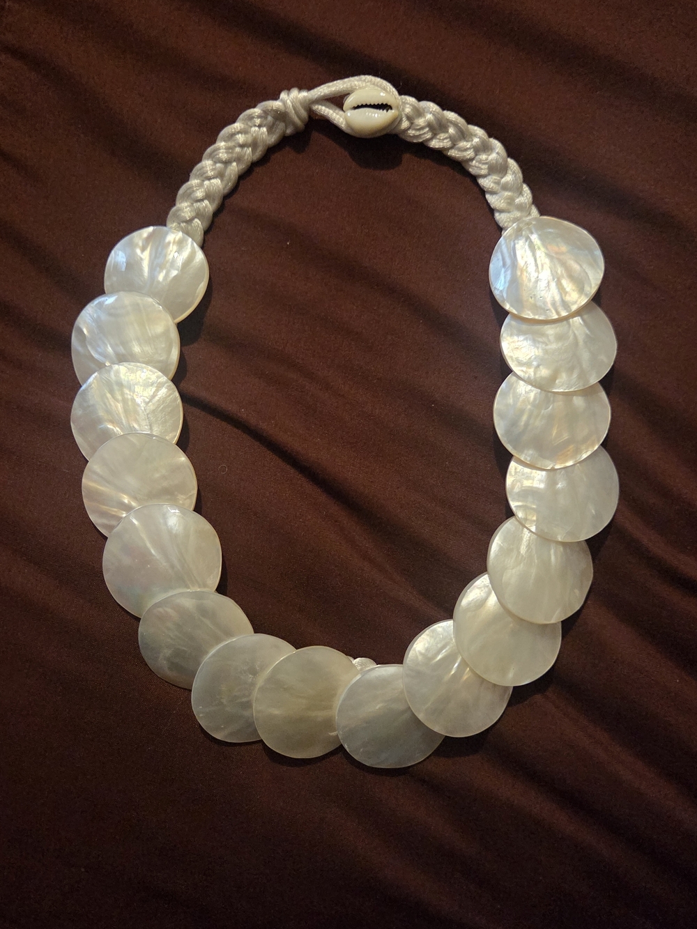 Pearlescent Shell Disc Statement Necklace - Cream Color